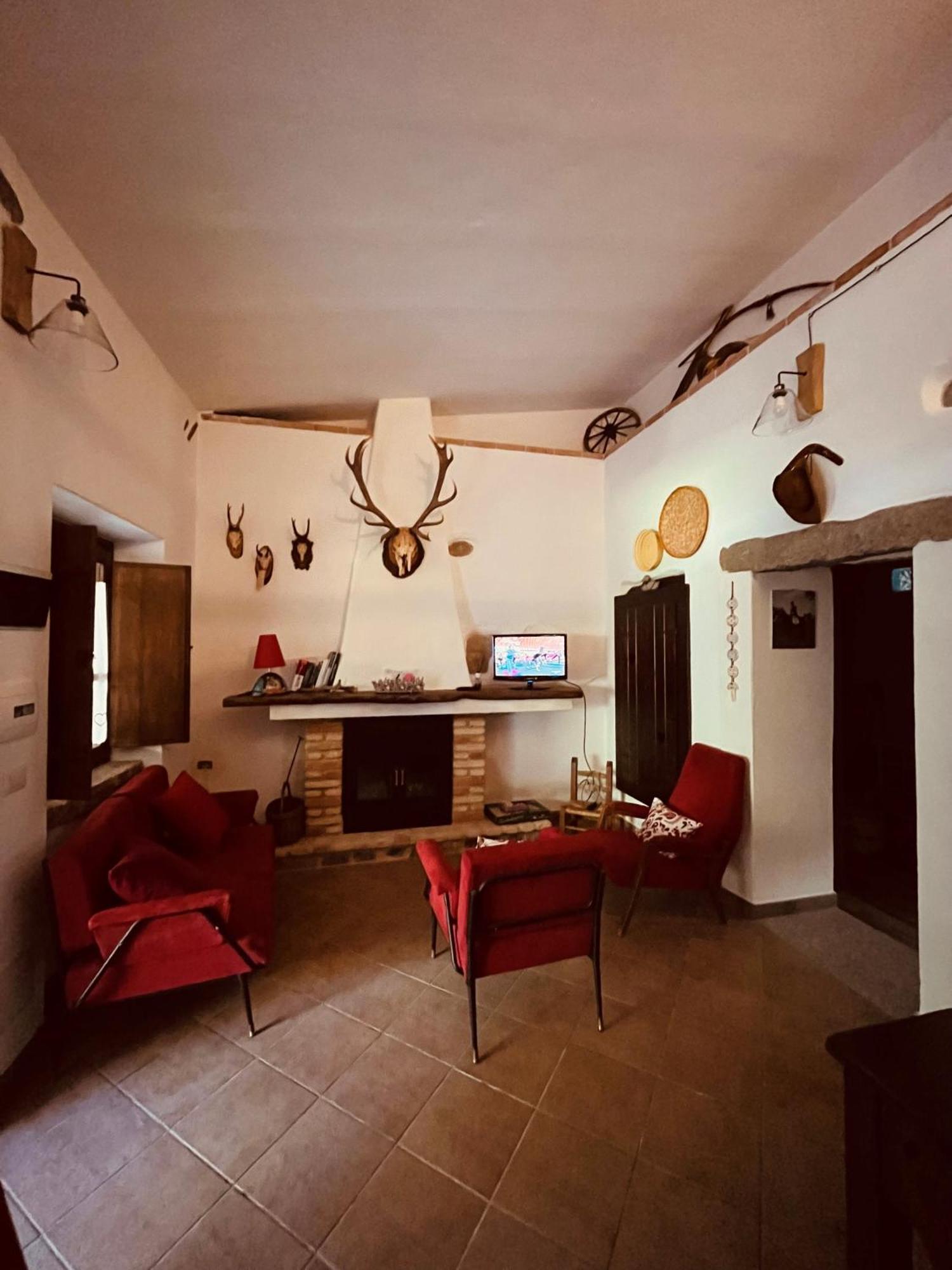 Ovostolai Cottage فوني المظهر الخارجي الصورة